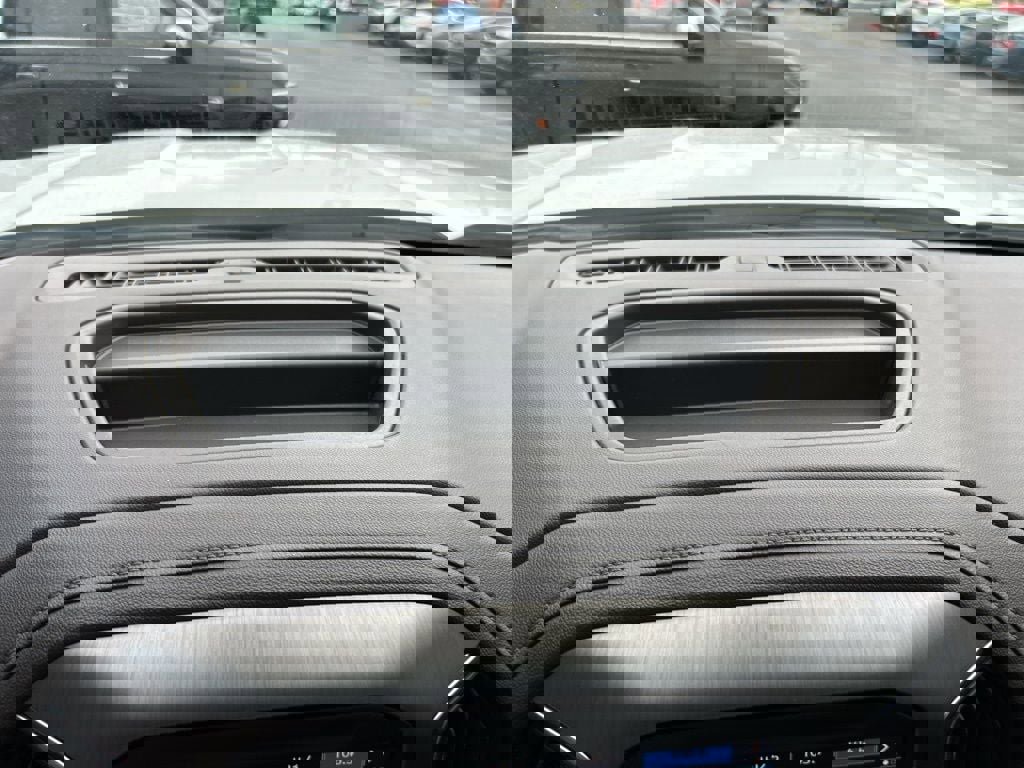 Used 2022 GMC Sierra 3500 Denali w/ Denali Ultimate Package image 38