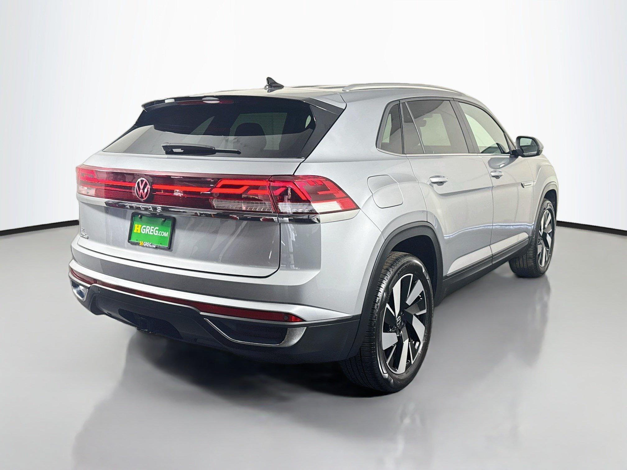 Used 2026 Volkswagen Atlas Cross Sport SE FWD image 10