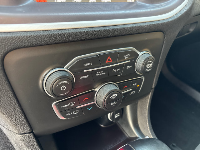 Used 2022 Dodge Charger R/T RWD image 21