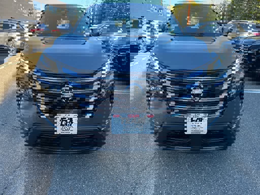 New 2026 Nissan Rogue SV image 2