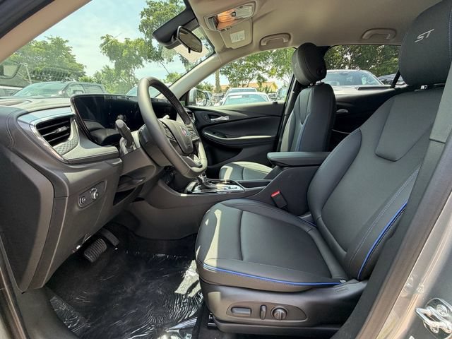 New 2026 Buick Encore GX Sport Touring w/ Advanced Technology Package FWD image 12