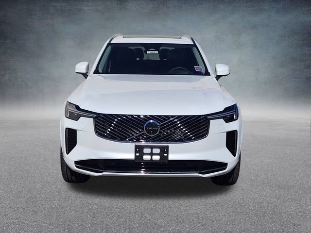 New 2026 Volvo XC90 B6 Ultra w/ Protection Package image 2