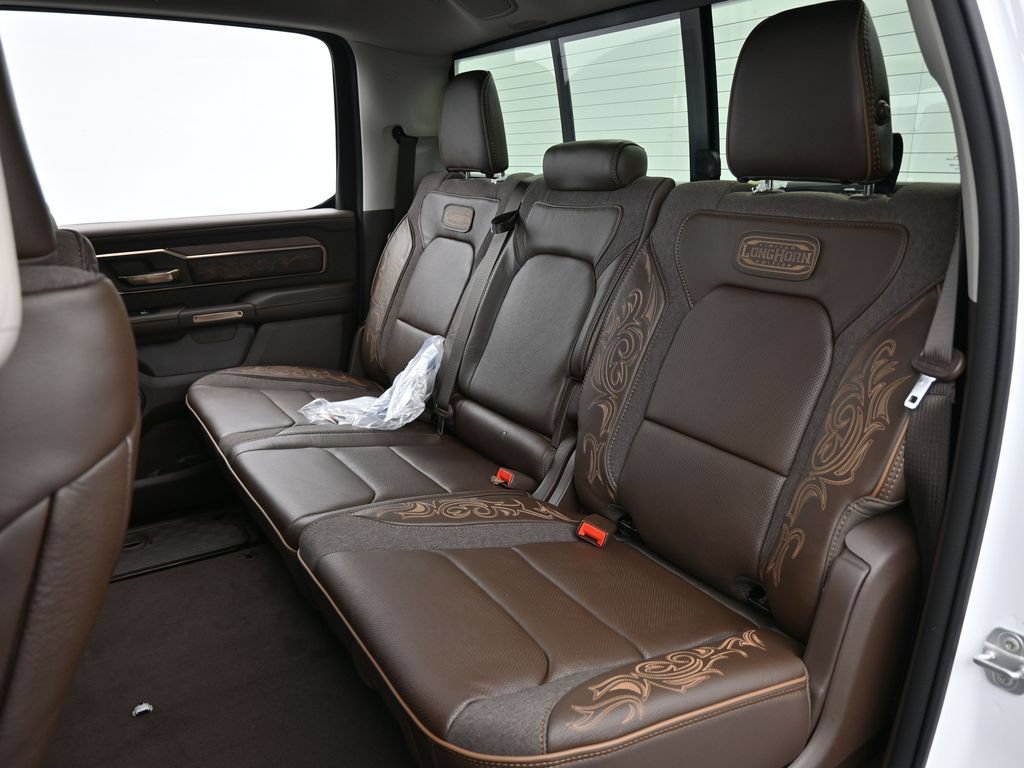 Used 2025 RAM 1500 Limited AWD/4WD image 37