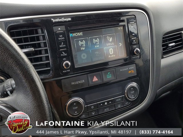 Used 2016 Mitsubishi Outlander SEL image 19