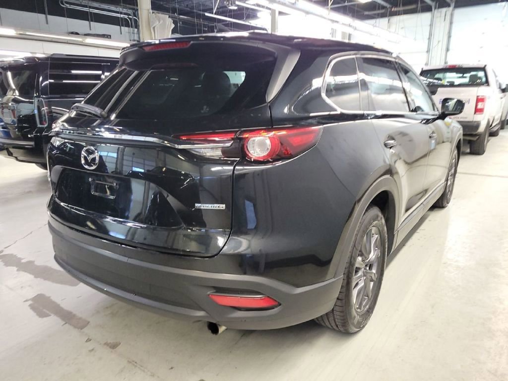 Used 2023 MAZDA CX-9 Touring image 3