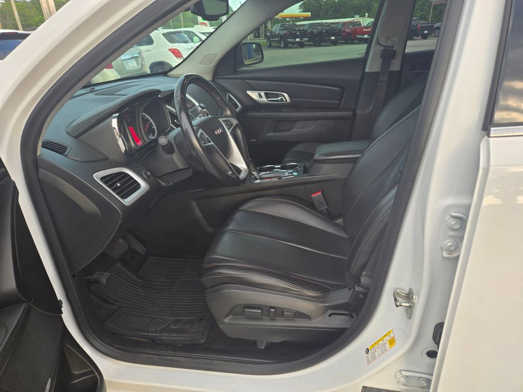 Used 2017 GMC Terrain SLT w/ Open Road Package FWD image 7