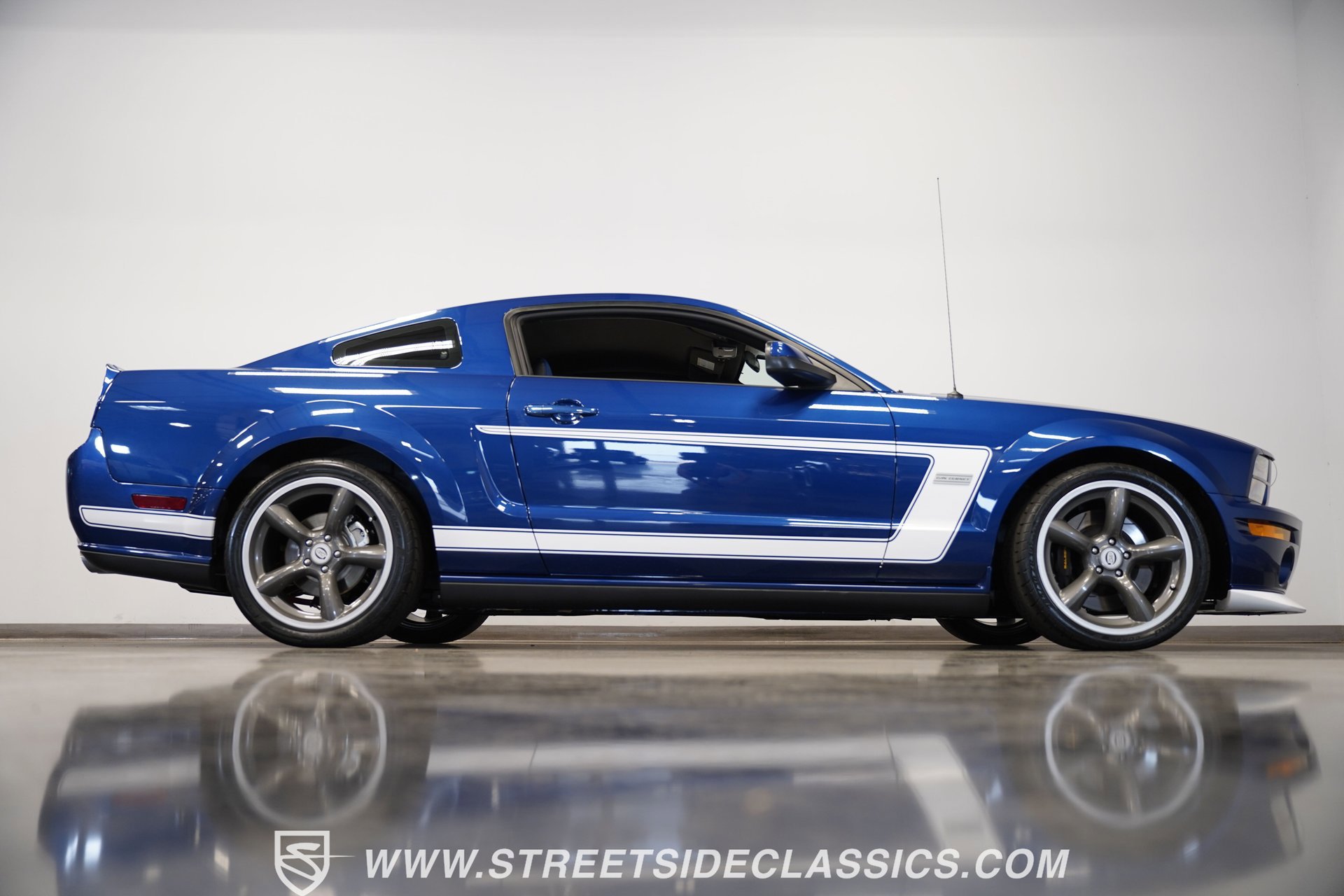 Used 2008 Ford Mustang GT image 16