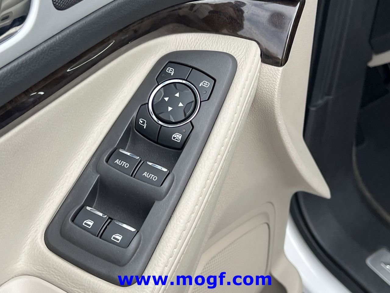 Used 2015 Ford Explorer Limited w/ Equipment Group 301A FWD image 19