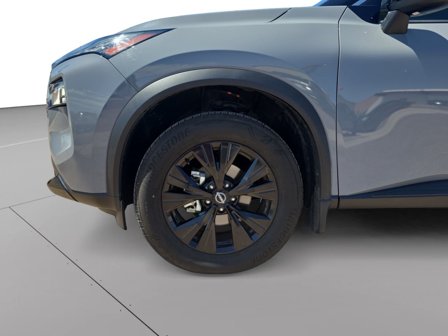 Used 2023 Nissan Rogue SV w/ SV Premium B Package FWD image 9