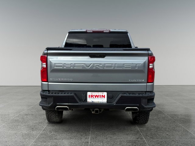 Used 2019 Chevrolet Silverado 1500 Custom Trail Boss w/ Custom Convenience Package AWD/4WD image 4