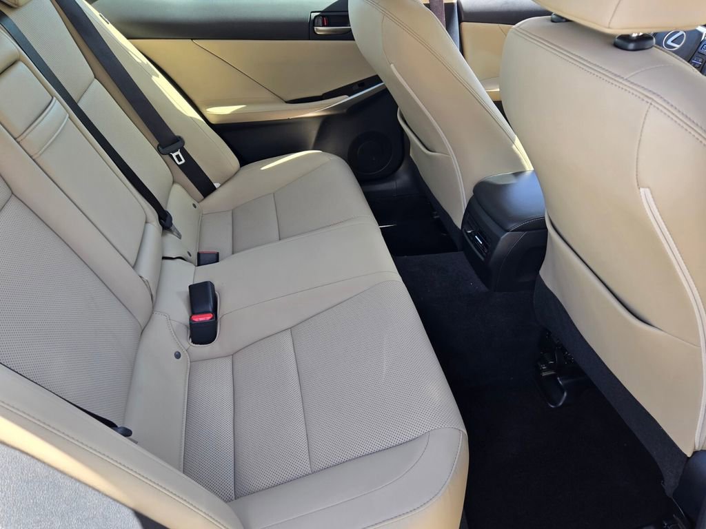 Used 2019 Lexus IS 300 w/ Premium Package image 17