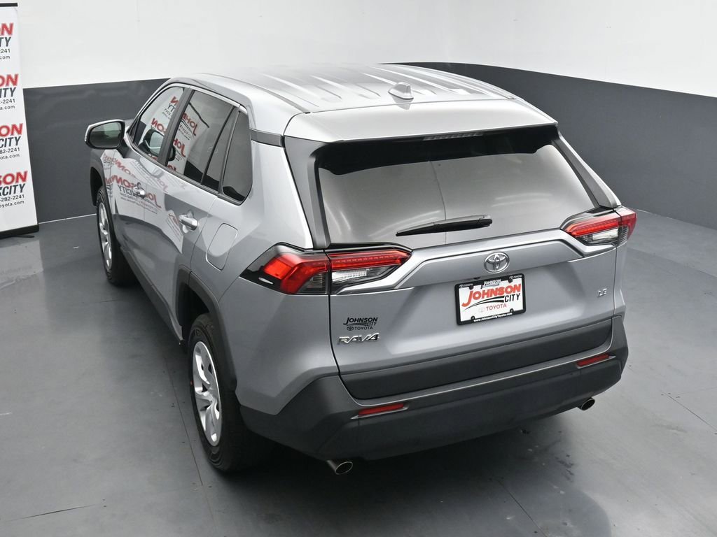 Used 2025 Toyota RAV4 LE FWD image 28