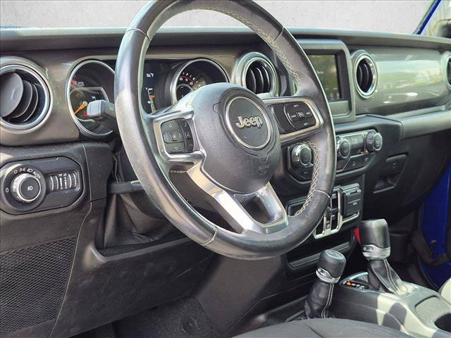 Used 2019 Jeep Wrangler Unlimited Sahara AWD/4WD image 12