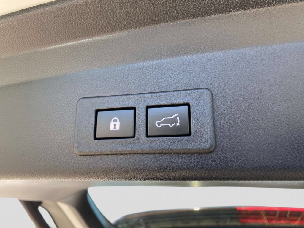 Used 2023 Subaru Ascent Onyx Edition AWD/4WD image 8