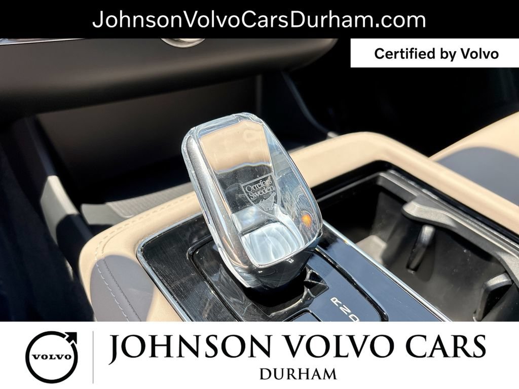 Certified 2025 Volvo XC90 B5 Core AWD/4WD image 24
