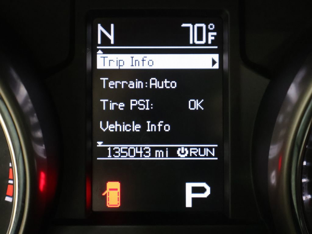 Used 2012 Jeep Grand Cherokee Overland AWD/4WD image 41