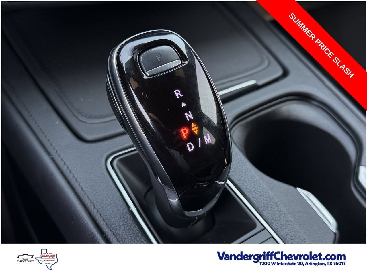 Used 2025 Cadillac XT4 Sport FWD image 18
