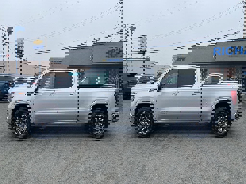 Used 2022 GMC Sierra 1500 SLT w/ SLT Premium Plus Package image 8