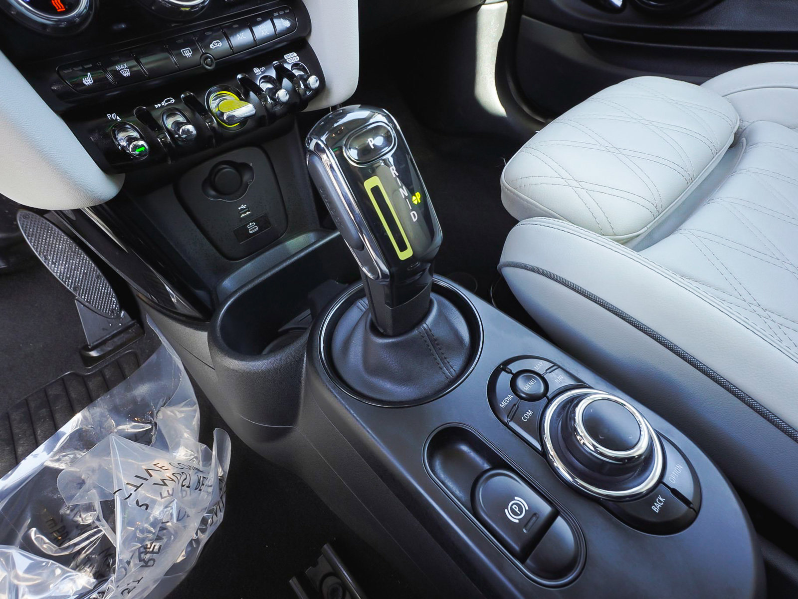 Used 2023 MINI Cooper SE image 25