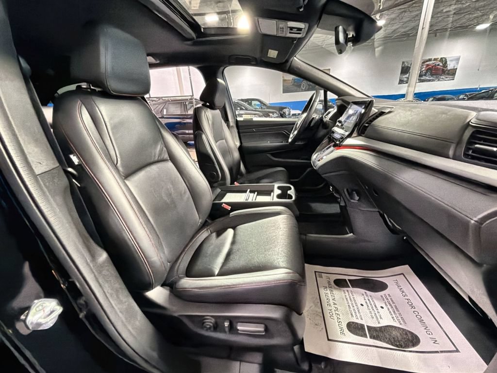 Used 2023 Honda Odyssey Sport image 33