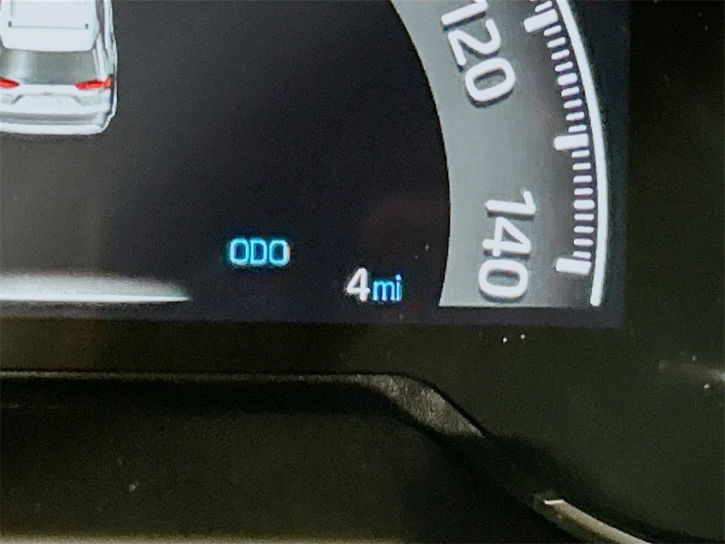 New 2025 Toyota RAV4 XLE Premium image 12