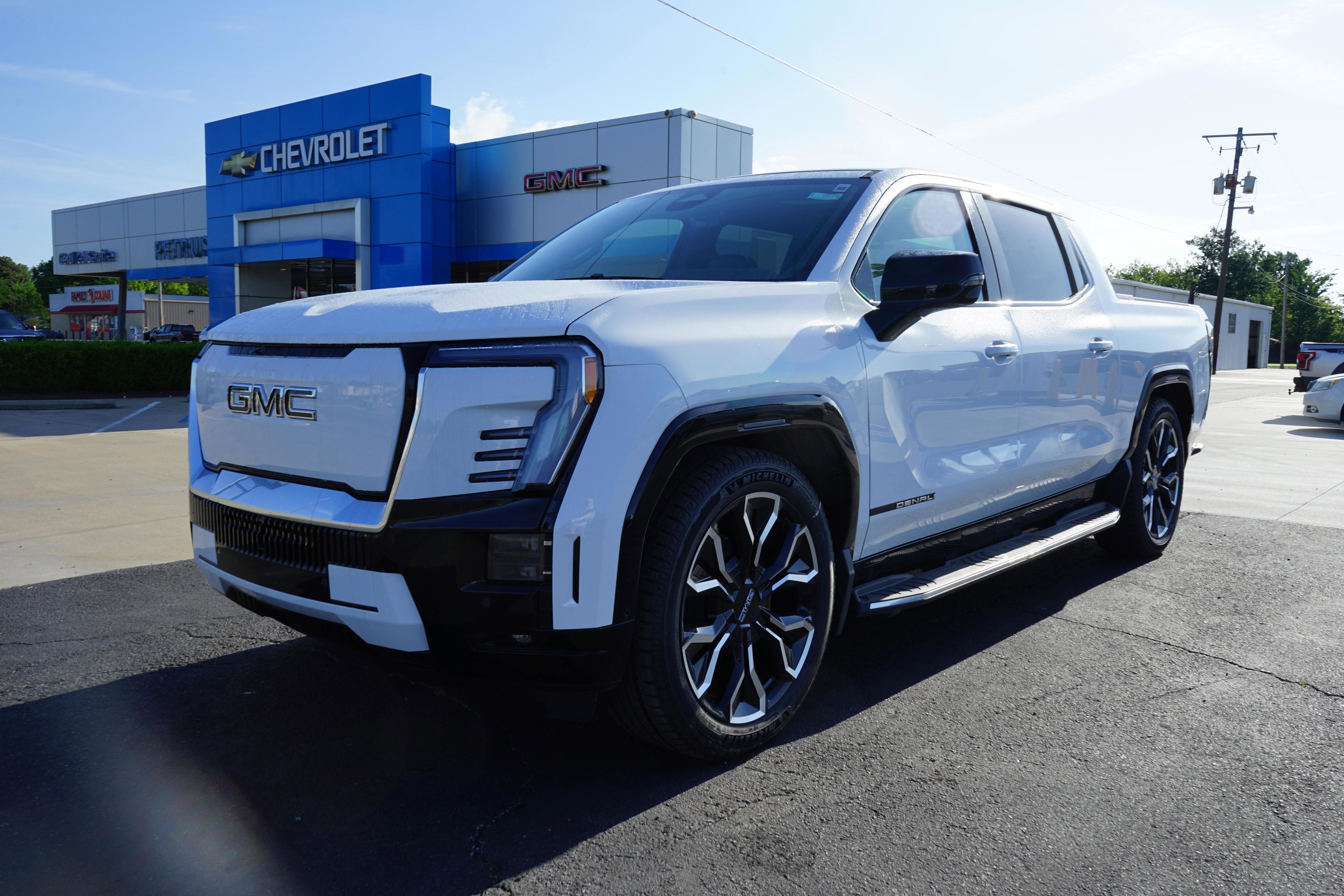 New 2025 GMC Sierra EV Denali image 1