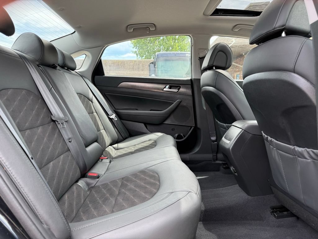 Used 2017 Hyundai Sonata Sport w/ Value Edition Package 02 FWD image 17