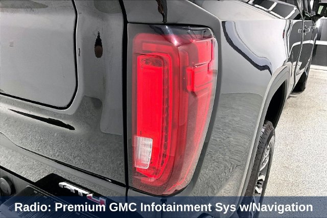 Used 2021 GMC Sierra 1500 AT4 w/ AT4 Value Package AWD/4WD image 32