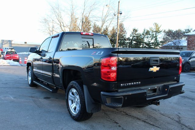 Used 2018 Chevrolet Silverado 1500 LT w/ All Star Edition image 38