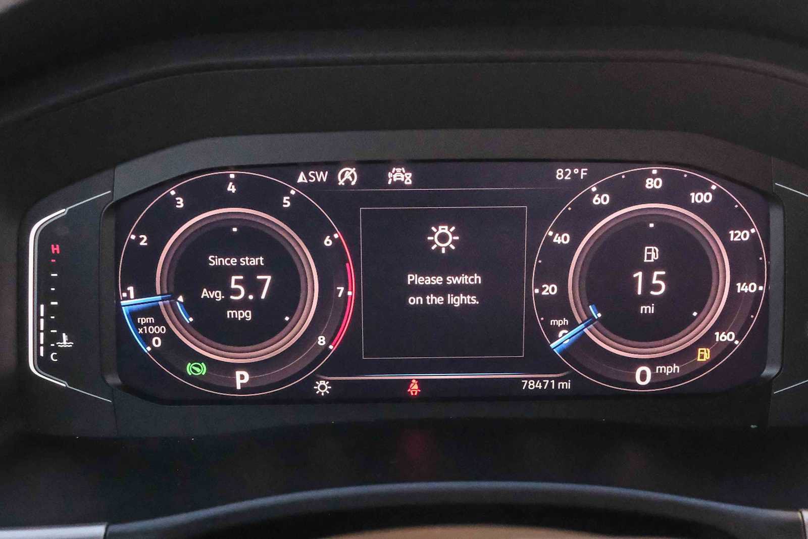 Used 2020 Volkswagen Atlas Cross Sport SEL FWD image 25