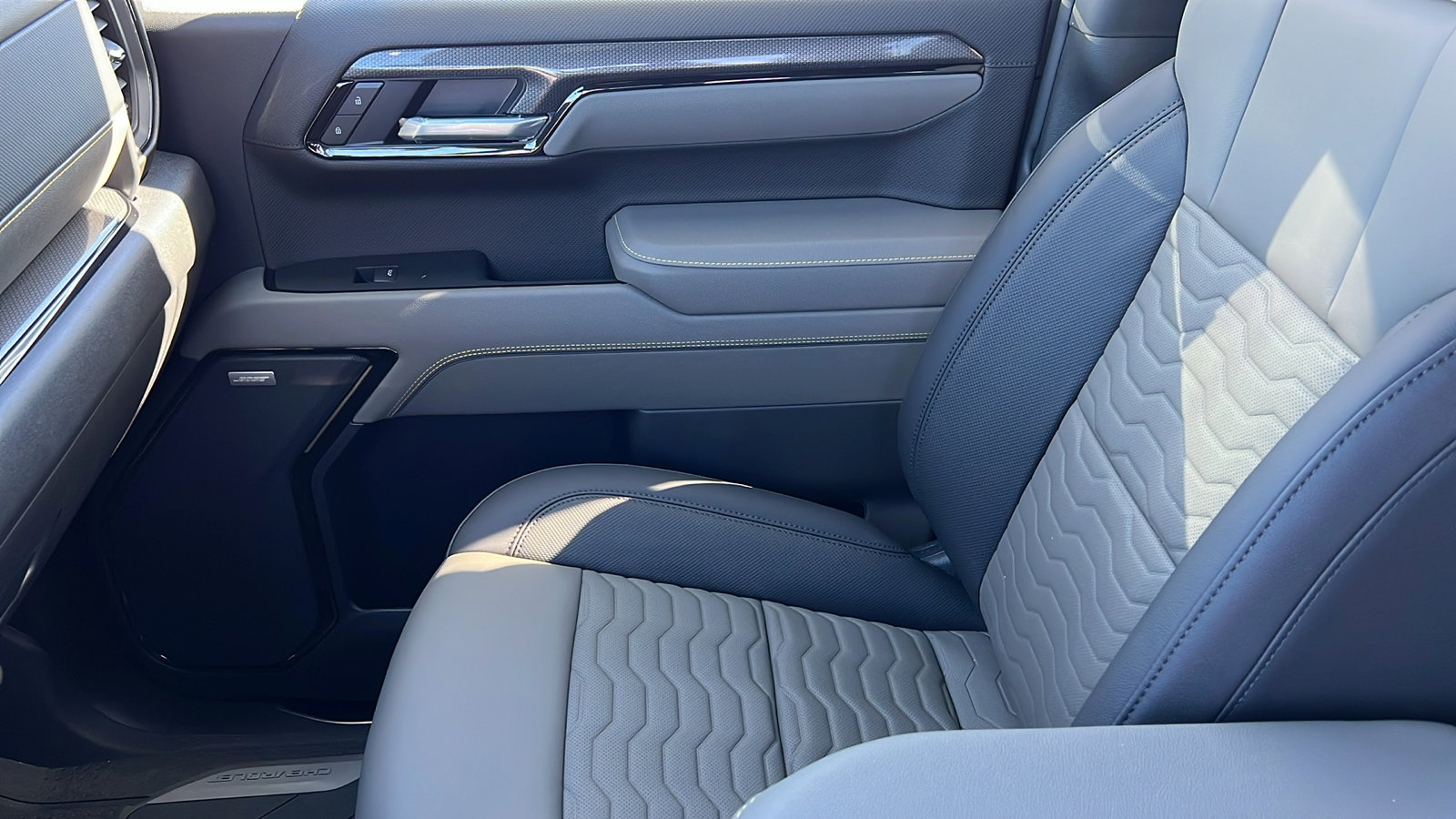 New 2026 Chevrolet Silverado 1500 ZR2 image 22