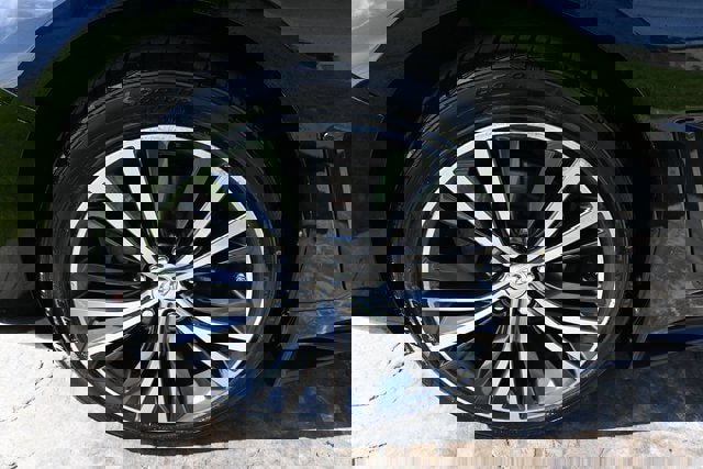 Used 2018 INFINITI Q60 3.0t Luxe image 10