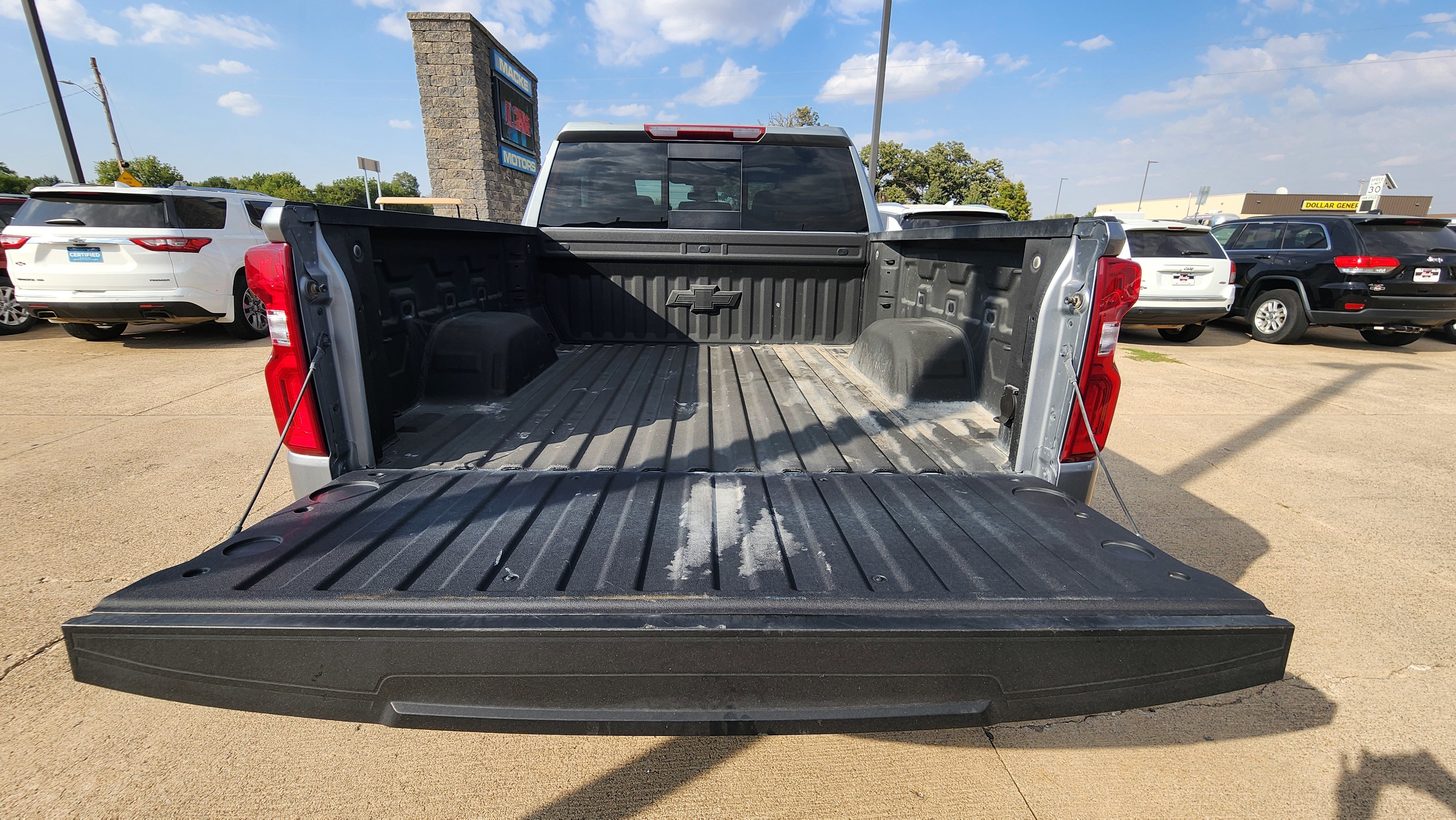 Certified 2025 Chevrolet Silverado 1500 RST w/ Convenience Package II image 6