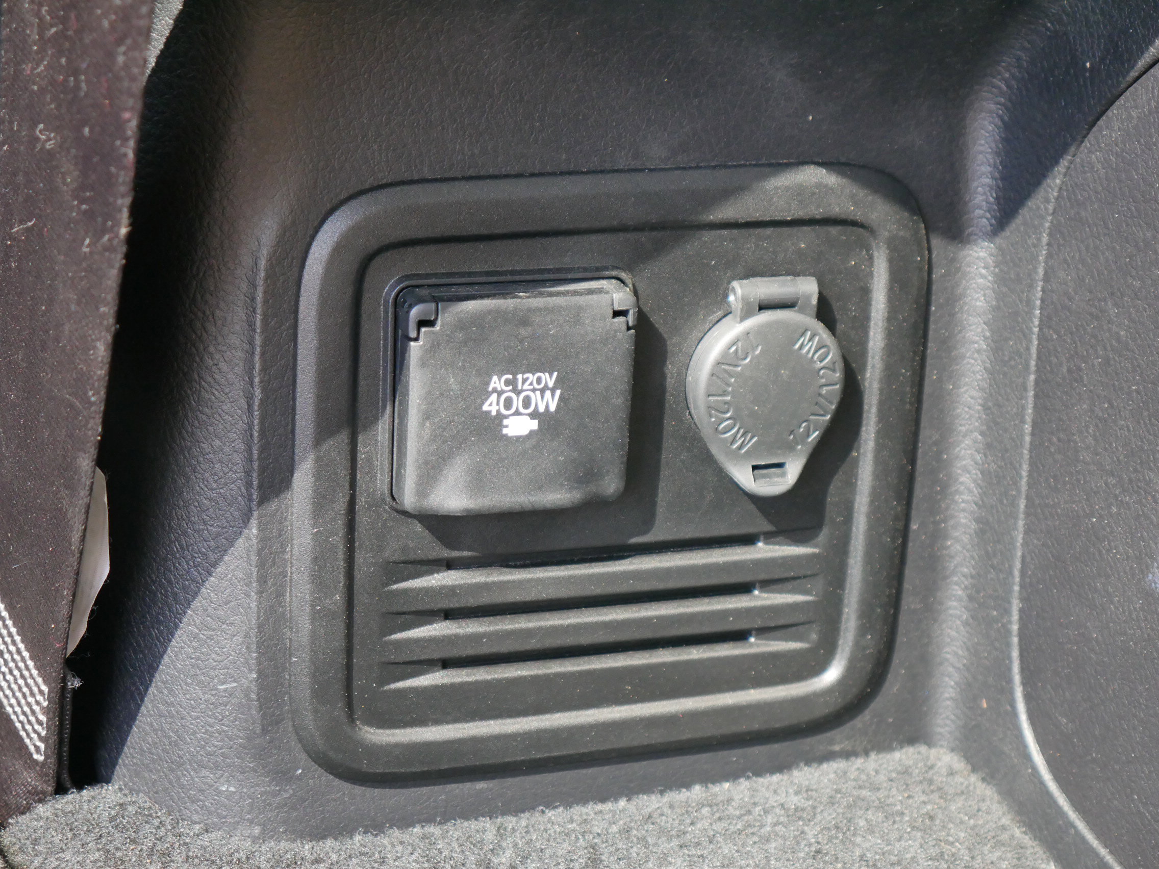 Used 2022 Toyota 4Runner SR5 Premium w/ Moonroof Package image 27