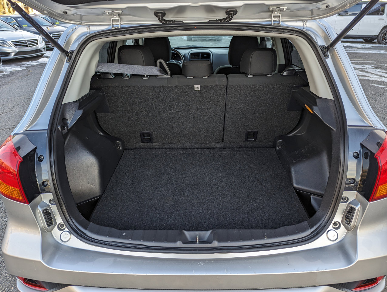 Used 2018 Mitsubishi Outlander Sport ES image 37