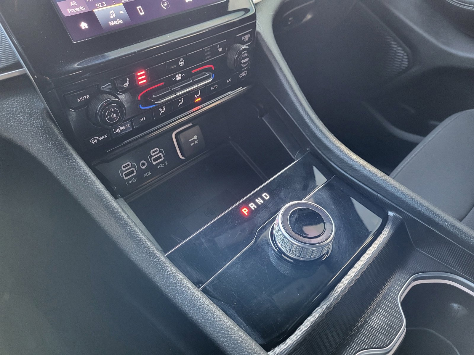 Used 2024 Jeep Grand Cherokee Laredo X w/ Luxury Tech Group I image 12