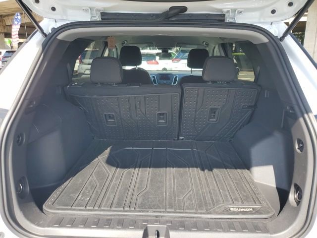 Used 2023 Chevrolet Equinox LT w/ LPO, Floor Liner Package AWD/4WD image 5