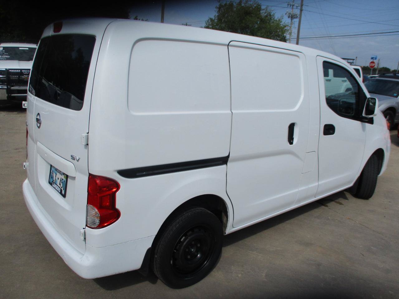 Used 2015 Nissan NV200 SV w/ Back Door Glass Package FWD image 4