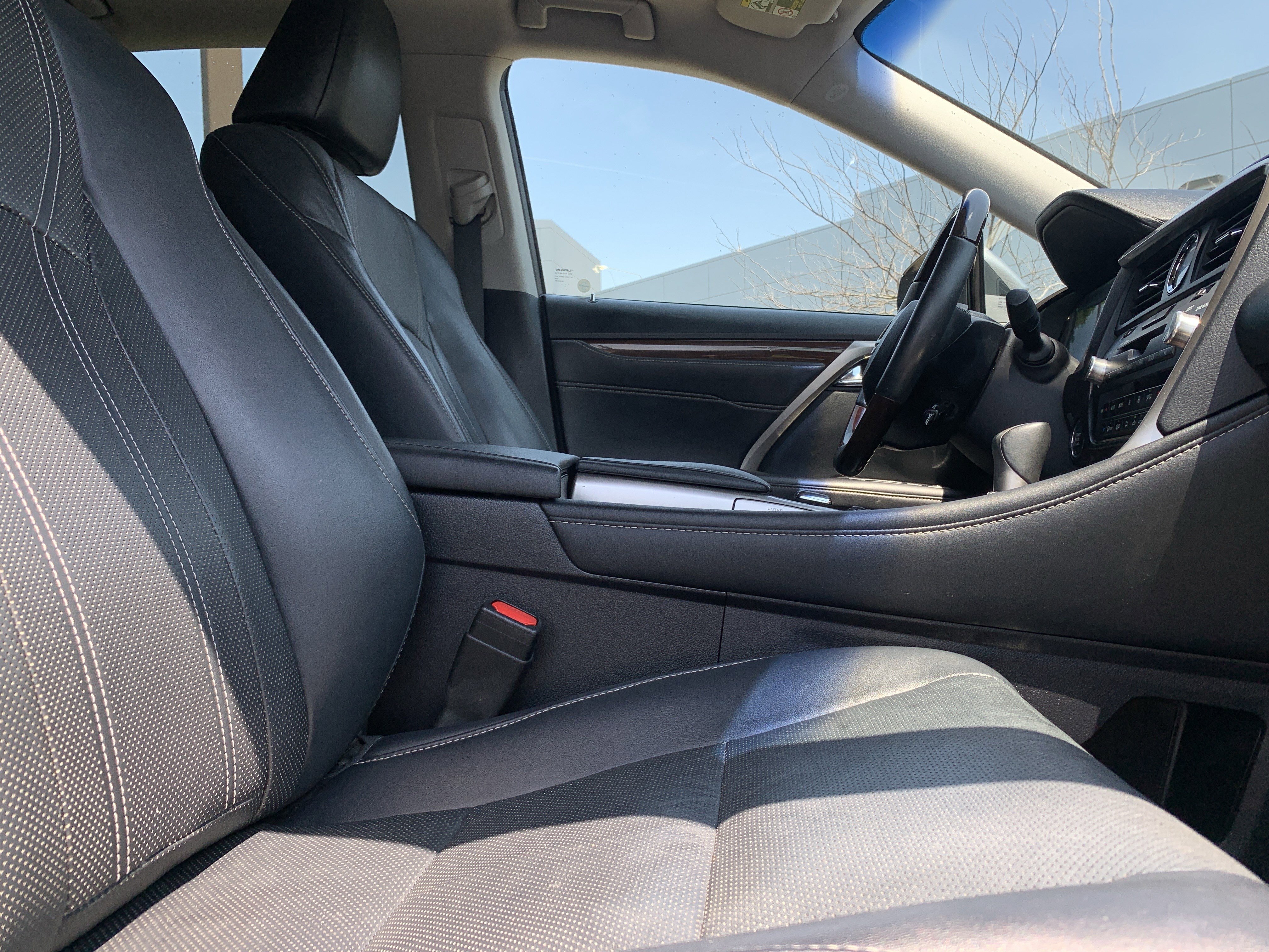 Used 2017 Lexus RX 350 AWD w/ Premium Package image 34