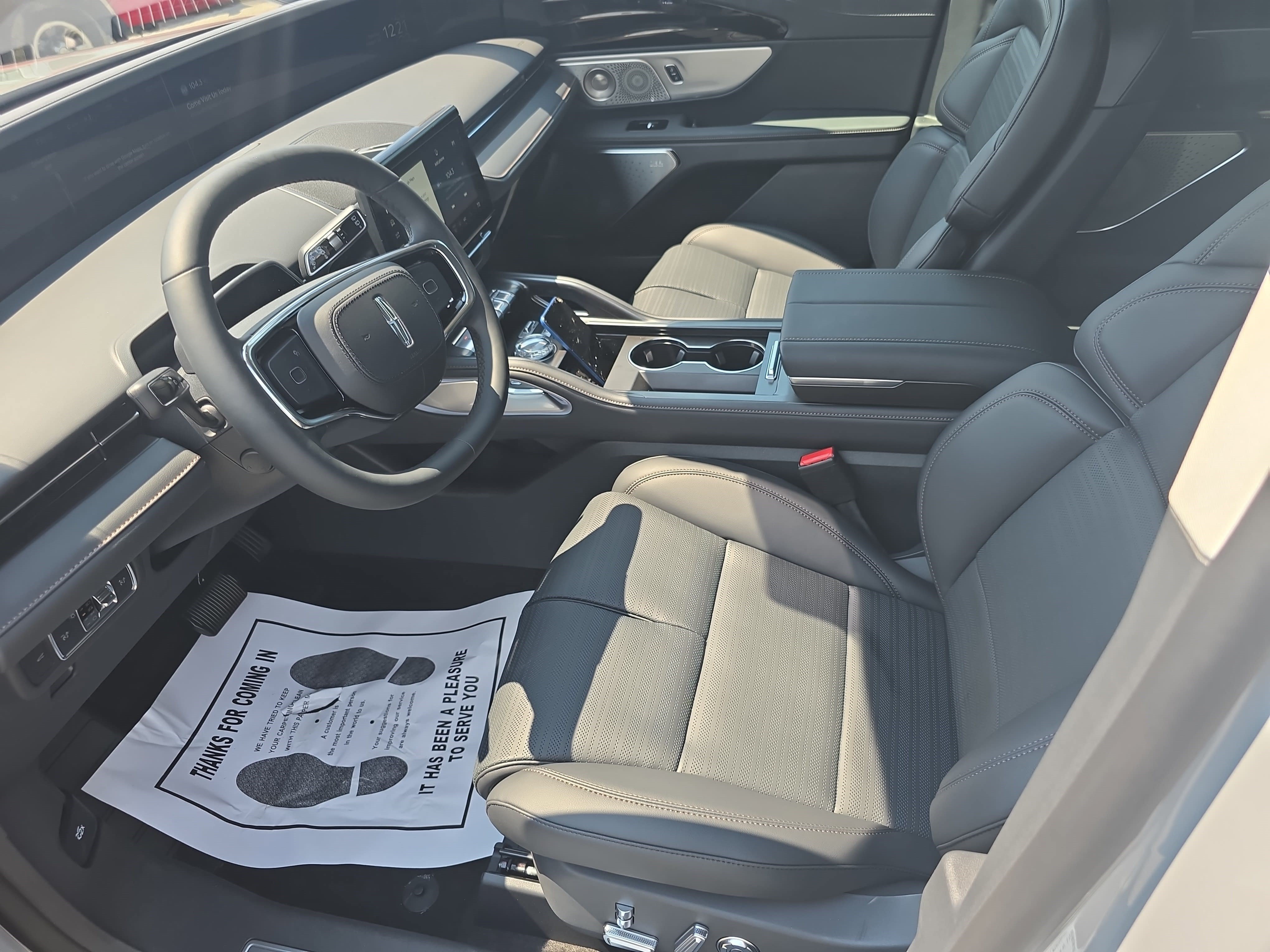 New 2026 Lincoln Nautilus Reserve AWD/4WD image 15