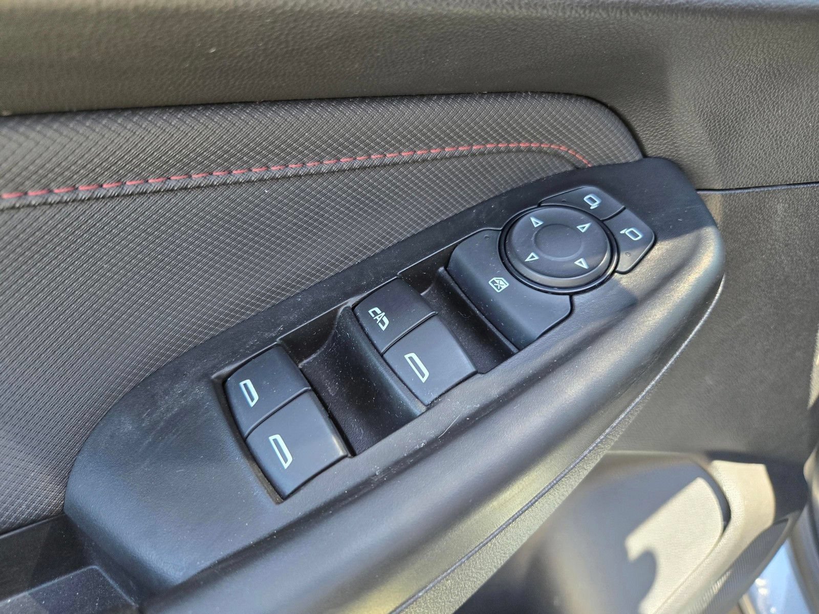 Used 2023 Chevrolet TrailBlazer RS AWD/4WD image 15
