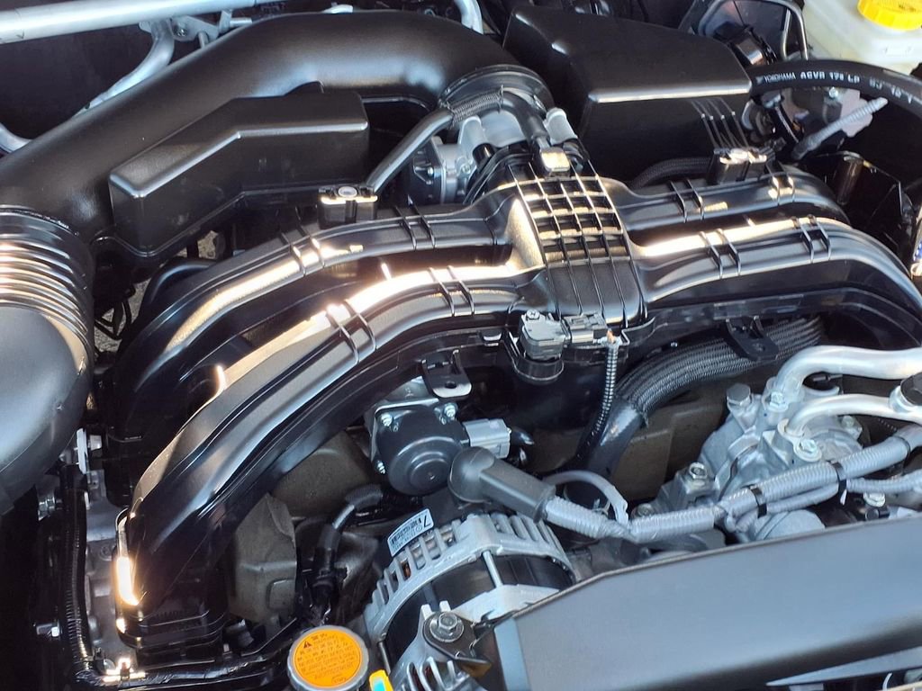 Certified 2025 Subaru Crosstrek 2.0i Premium image 17