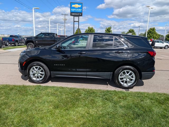 Used 2023 Chevrolet Equinox LT w/ Driver Convenience Package AWD/4WD image 11