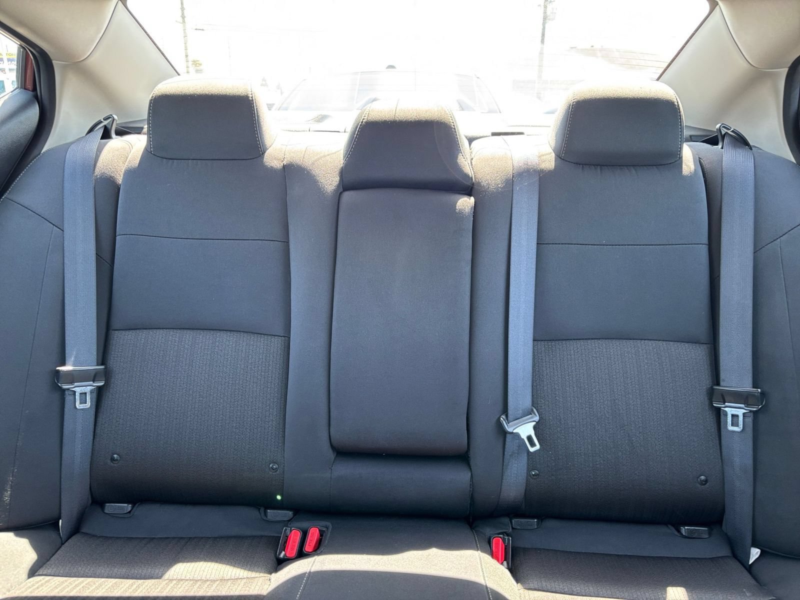 Used 2025 Nissan Altima 2.5 SV FWD image 39