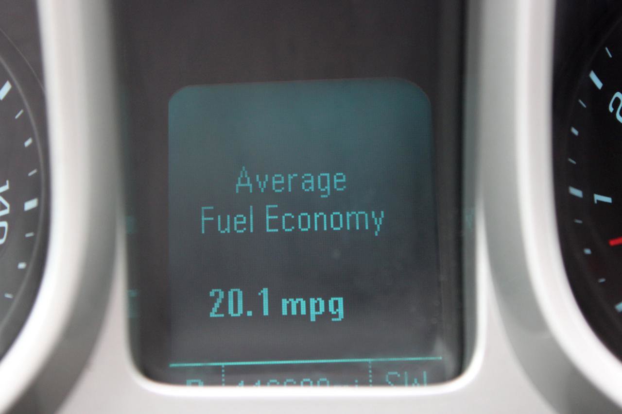 Used 2014 Chevrolet Camaro LS RWD image 23