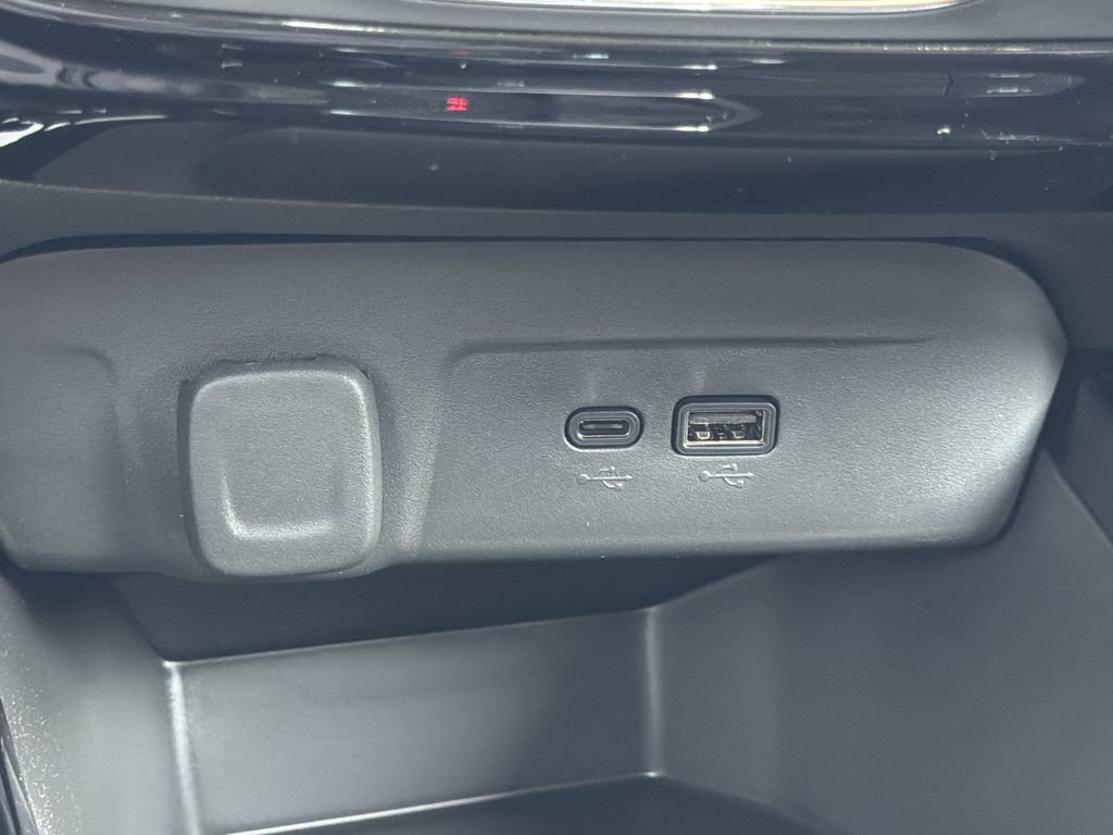 New 2026 Chevrolet Trax LT FWD image 12