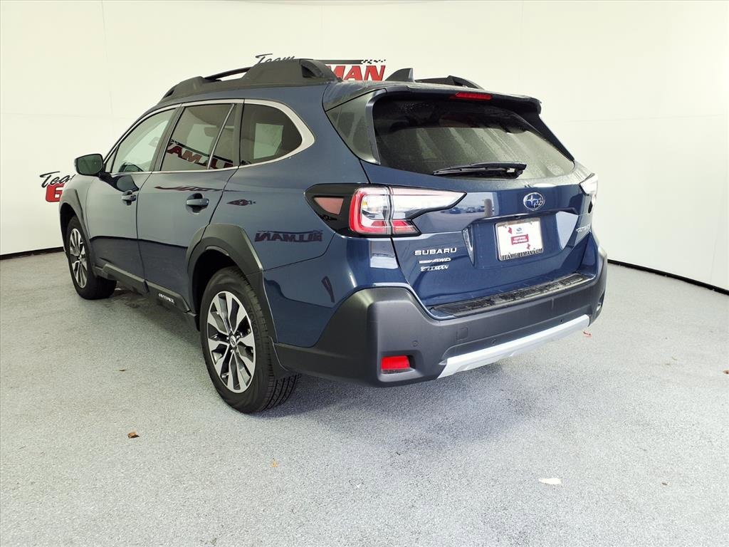 Certified 2025 Subaru Outback Limited image 2