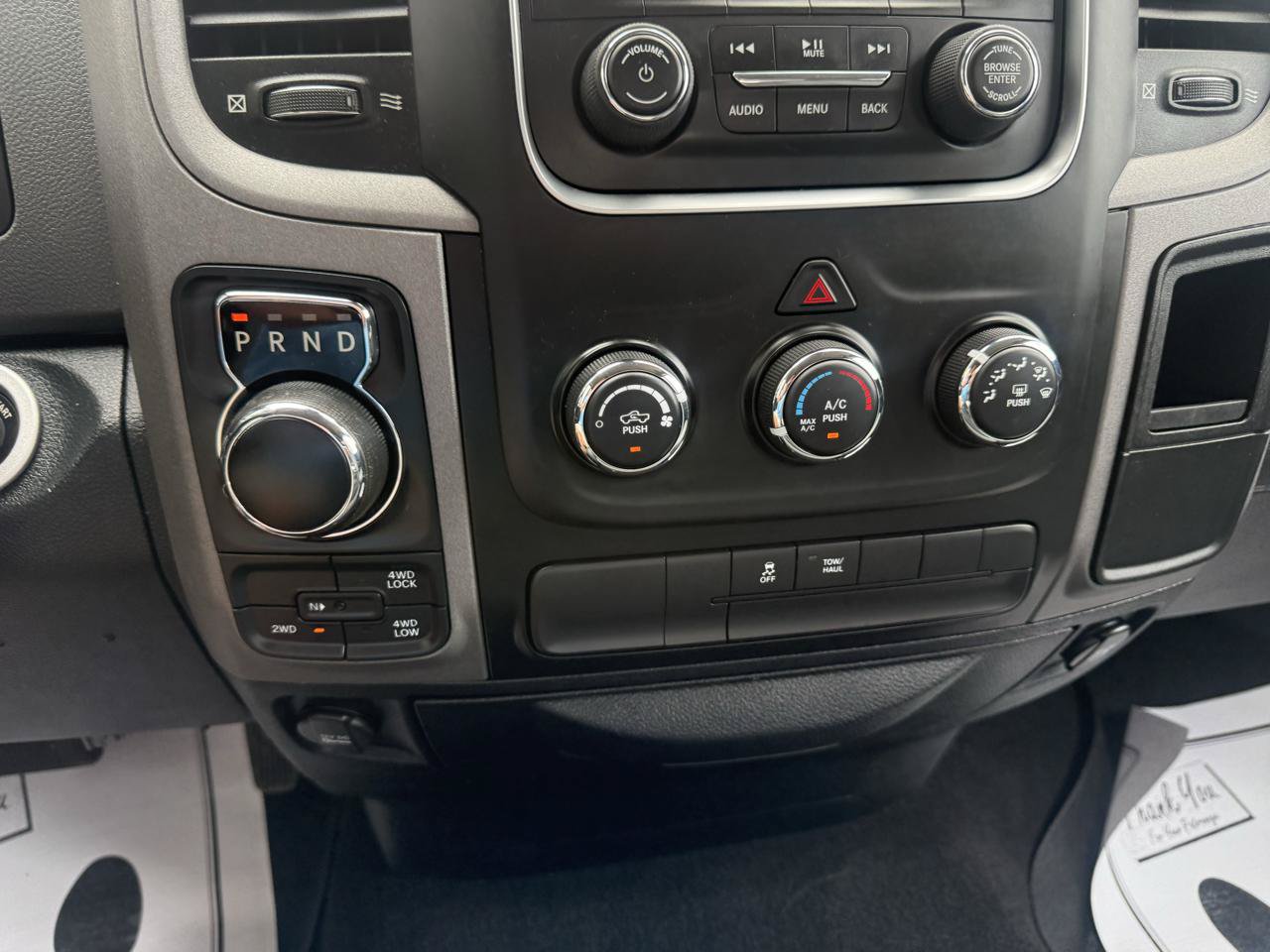 Used 2017 RAM 1500 Express AWD/4WD image 26