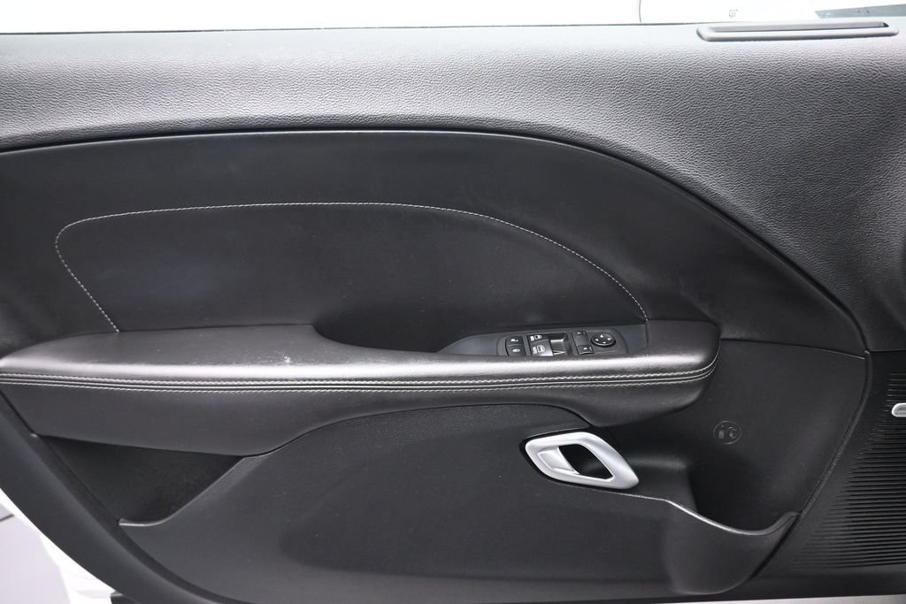 Used 2019 Dodge Challenger GT w/ Plus Package RWD image 10
