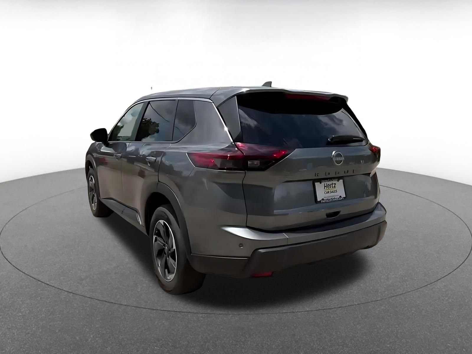 Used 2025 Nissan Rogue SV AWD/4WD image 11